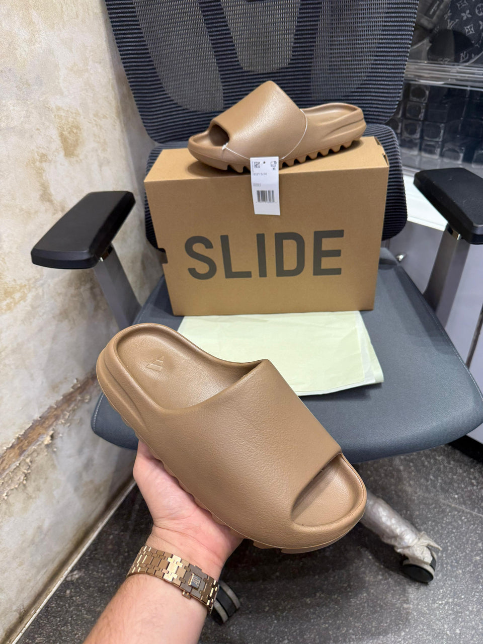 Adidas Yeezy Onyx Slides