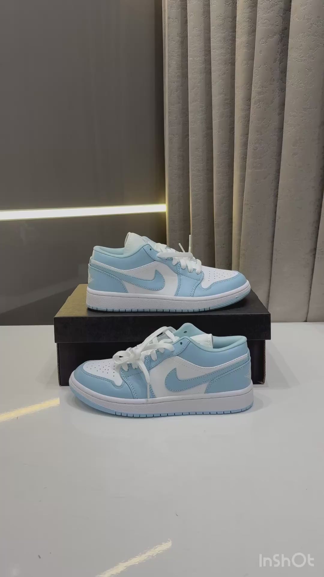 AIR JORDAN 1 LOW ICE BLUE