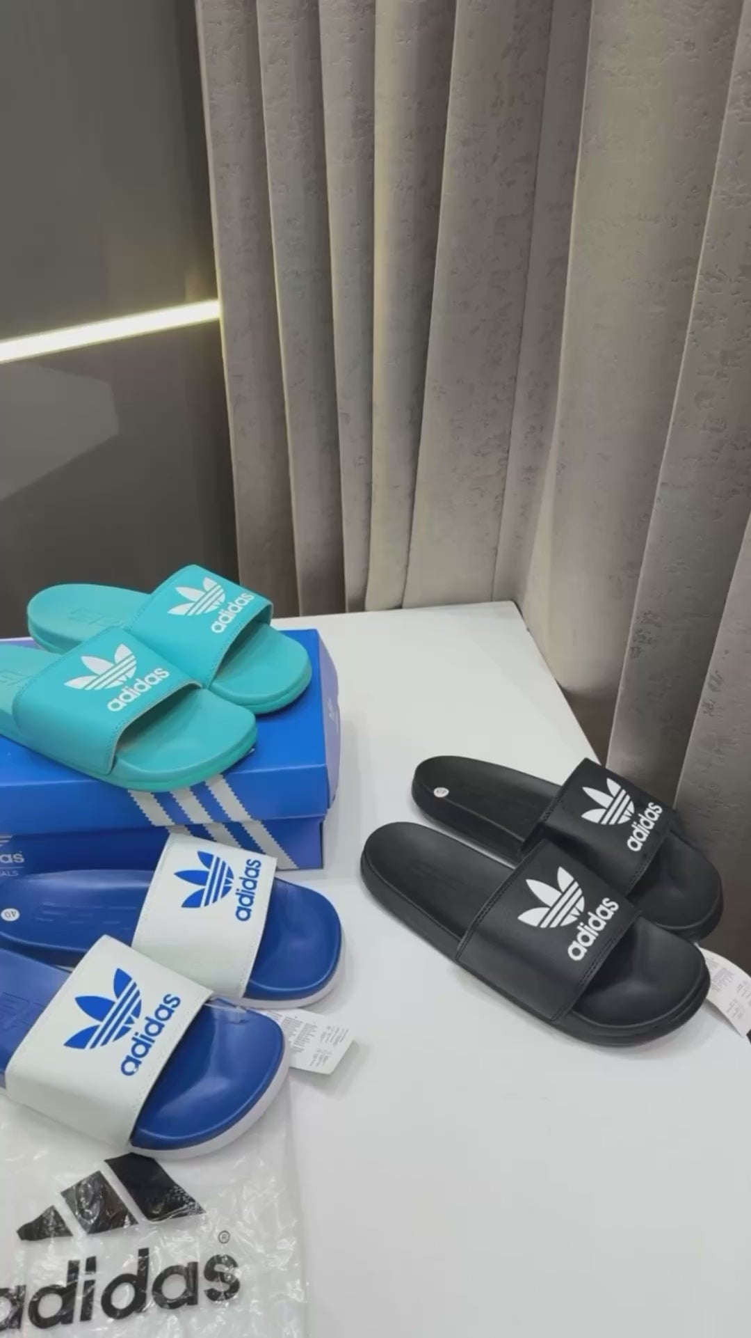 ADIDAS ADILETTE LITE SLIDES