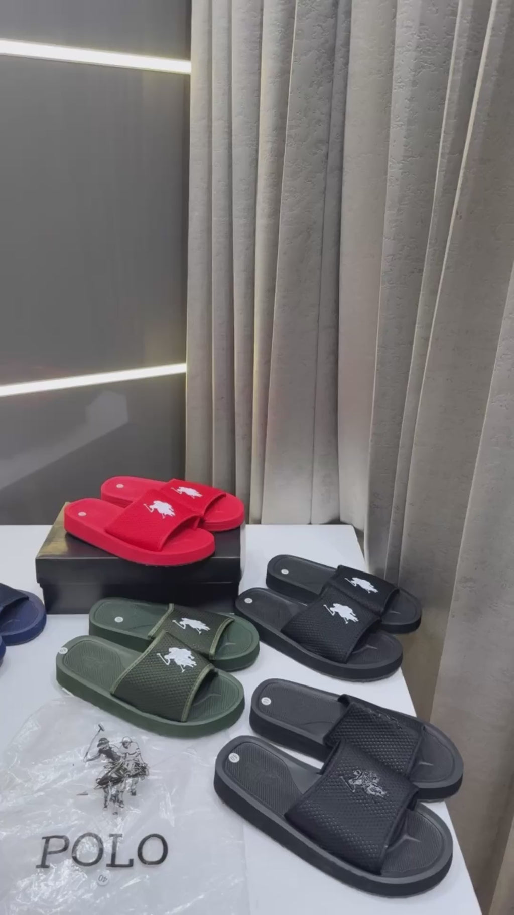 POLO PREMIUM SLIDES