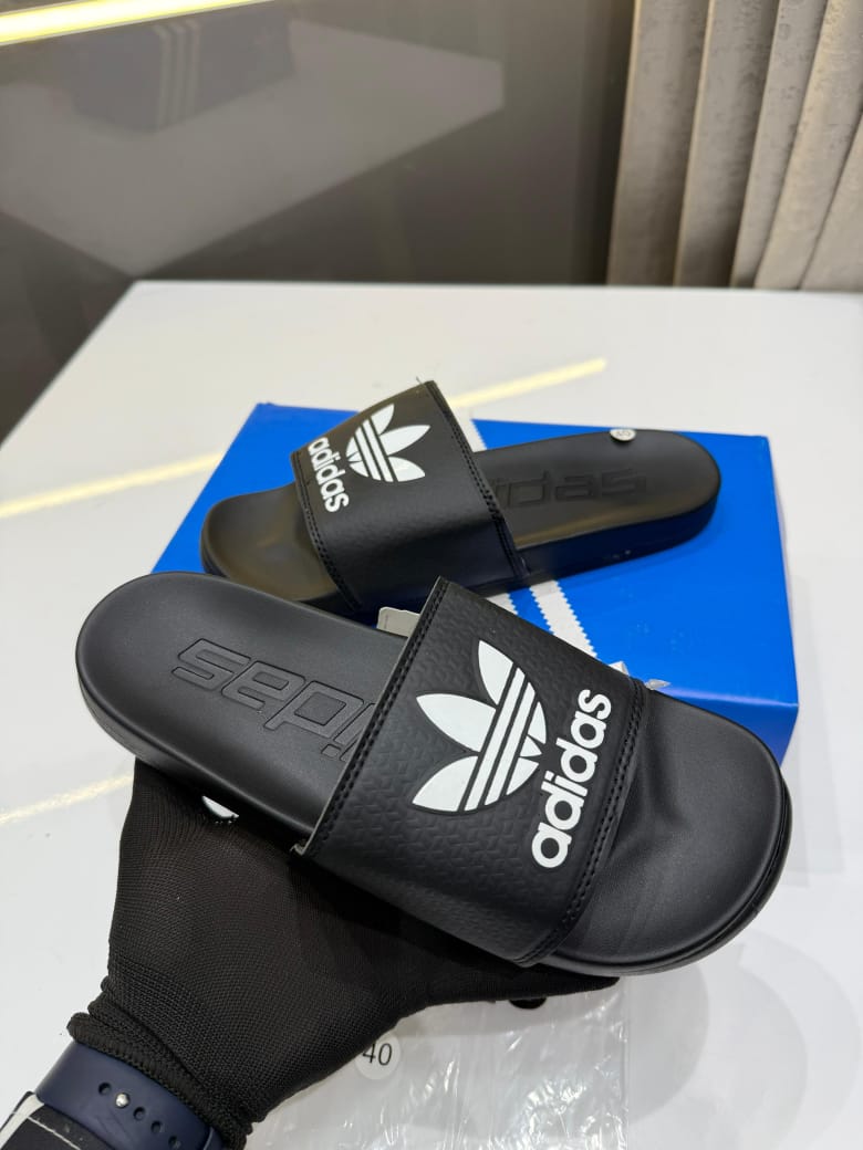 ADIDAS ADILETTE LITE SLIDES
