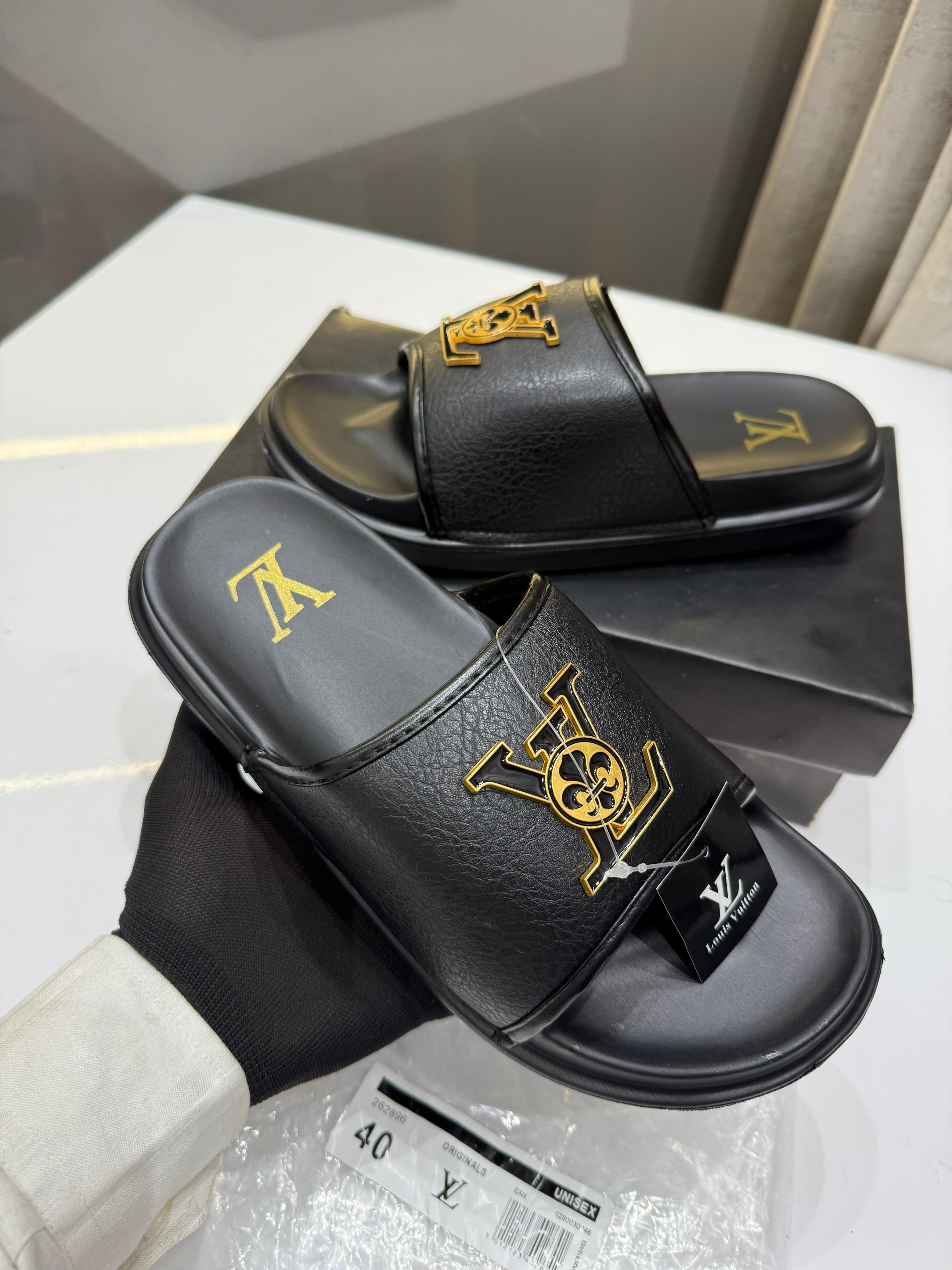 LOUIS VUITTON CROCS LITE 360