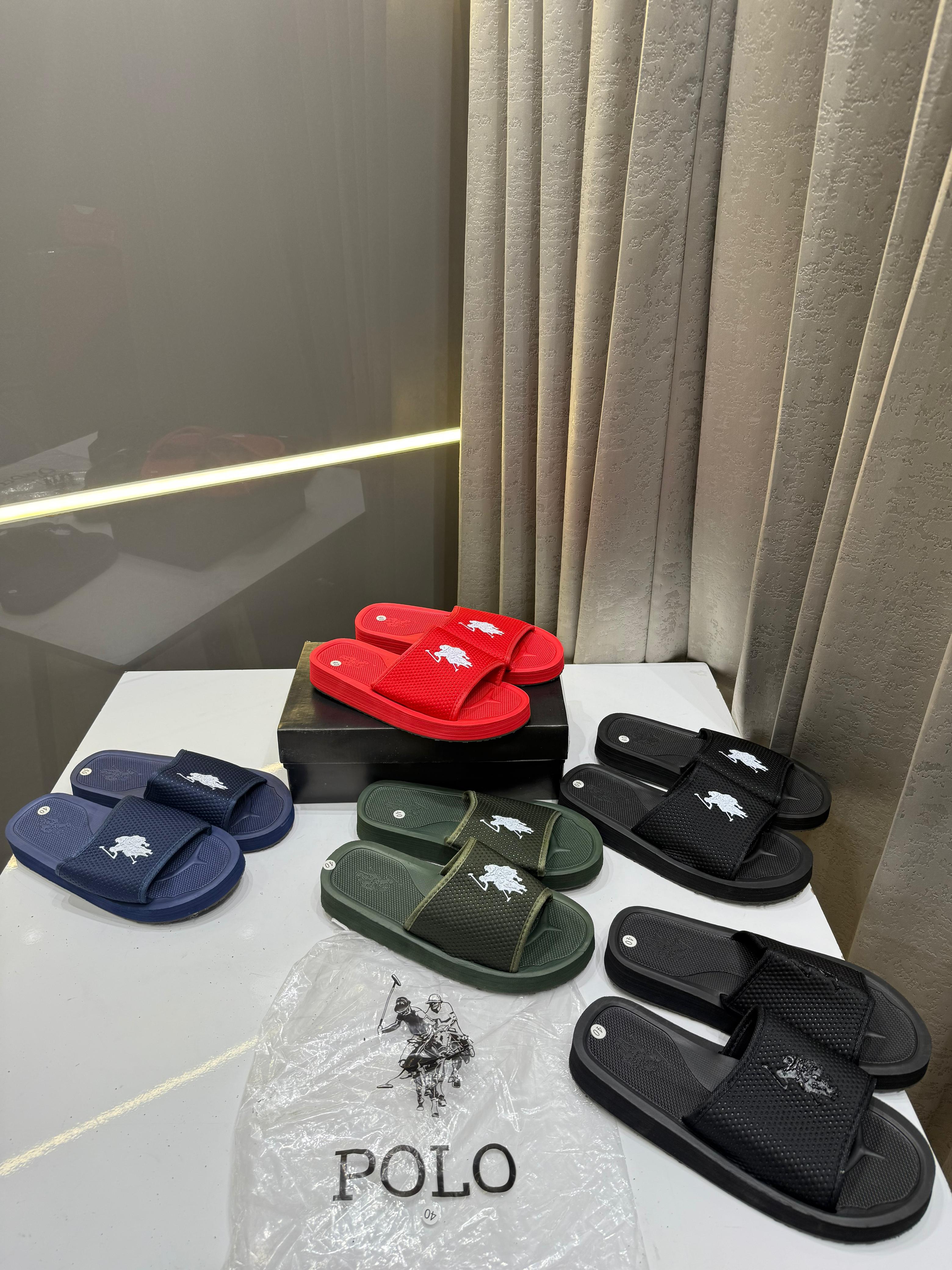 POLO PREMIUM SLIDES