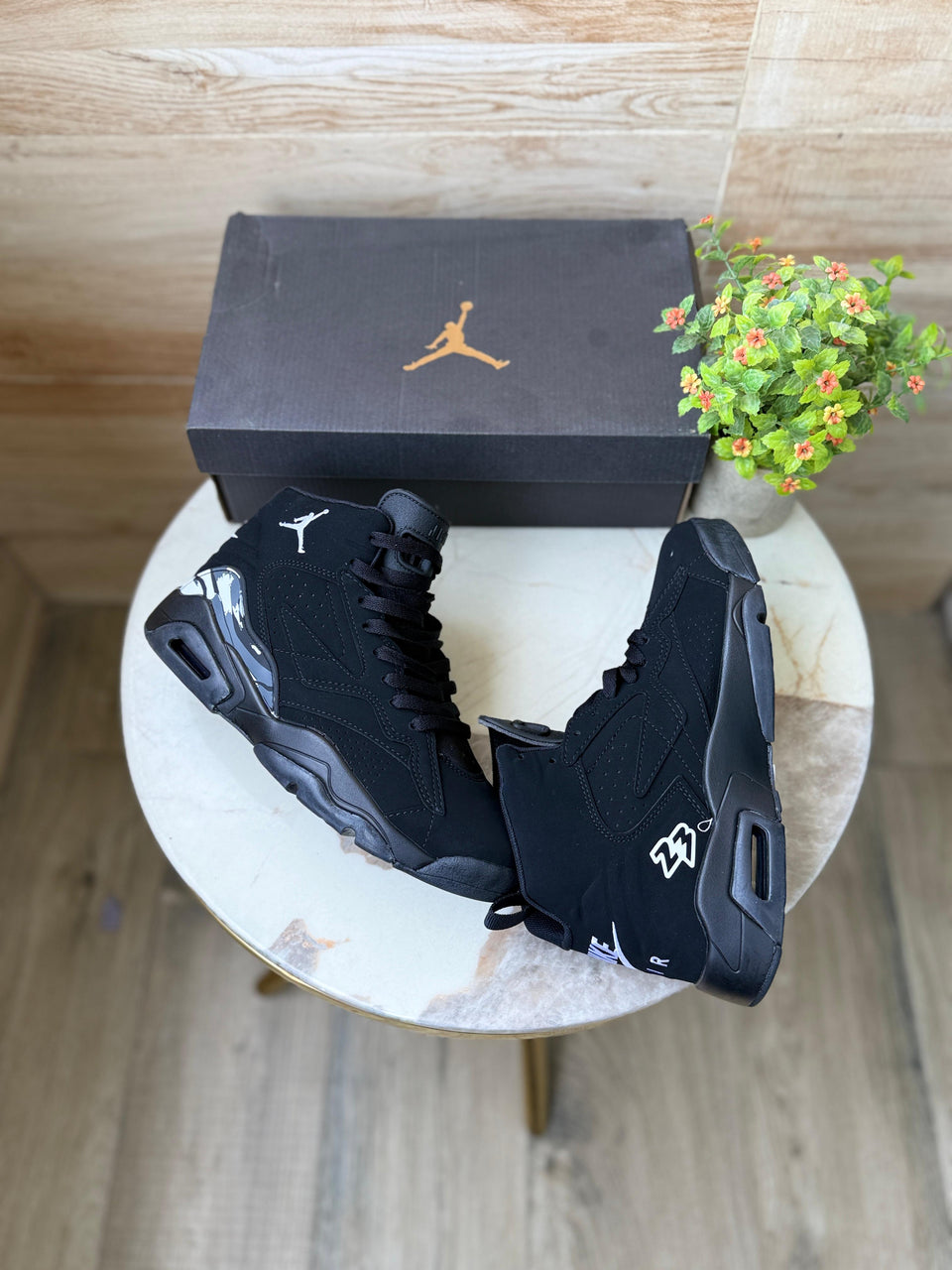 Air Jordans MVP Black