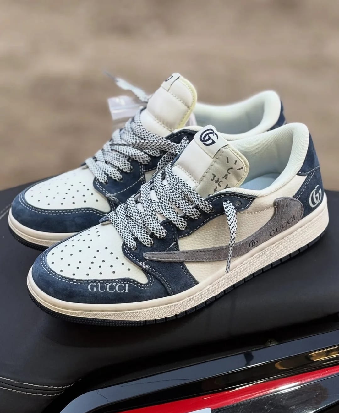 AIR JORDAN 1 LOW OG SP X GUCCI X TRAVIS SCOTT X FRAGMENT DESIGN